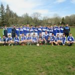 Peil Fé 16 ag druidim i dtreo chluiche ceannais an chontae